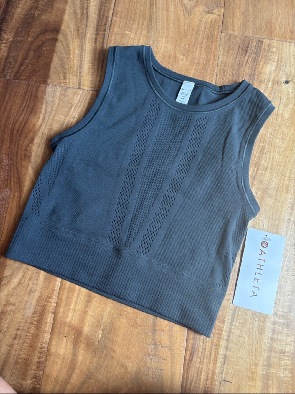NWT Athleta Charcoal Mudra Crop Tank